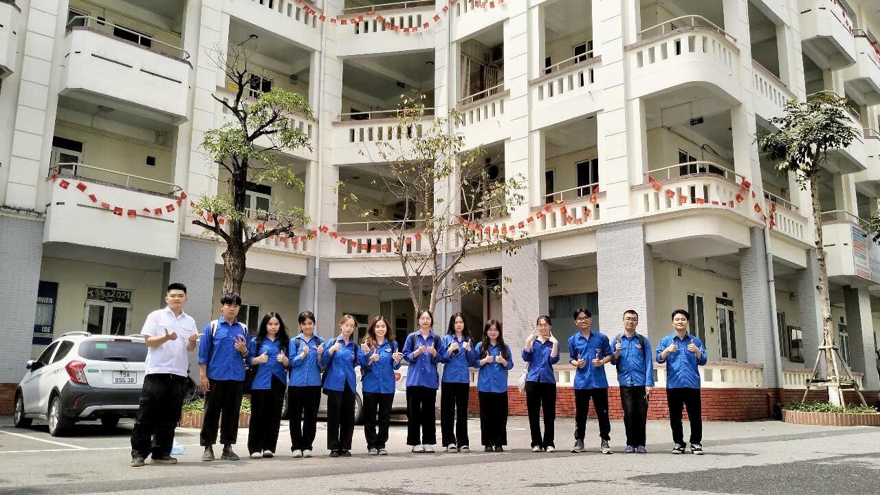 Hòa chung nhịp đập tự hào kỷ niệm 50 năm Ngày Giải phóng Miền Nam, thống nhất đất nước
