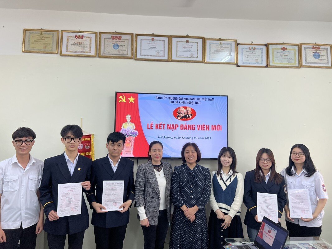 Lễ kết nạp đảng viên mới năm 2023