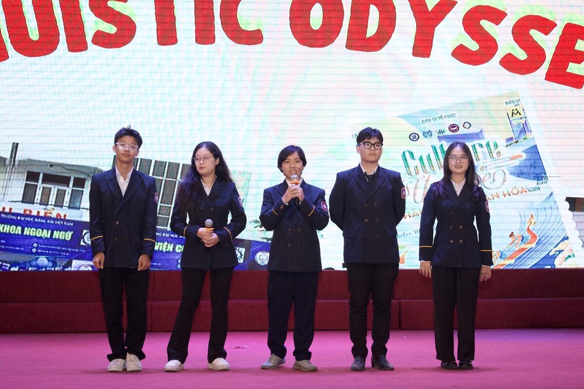 VMU English Contest 2025 - Vinh quang của những "Chiến binh ngôn ngữ"